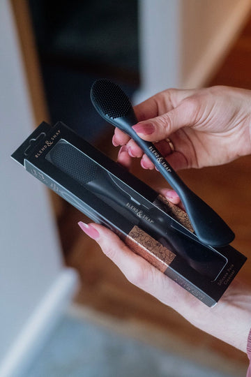 Porify - Pore Cleansing Brush